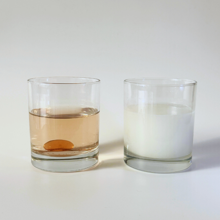 Olejový parfum na pranie po dvoch týždňoch vo vode